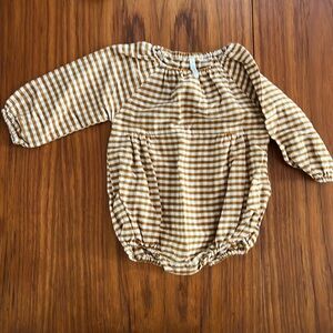 Rylee and cru onesie plan 12-18 month